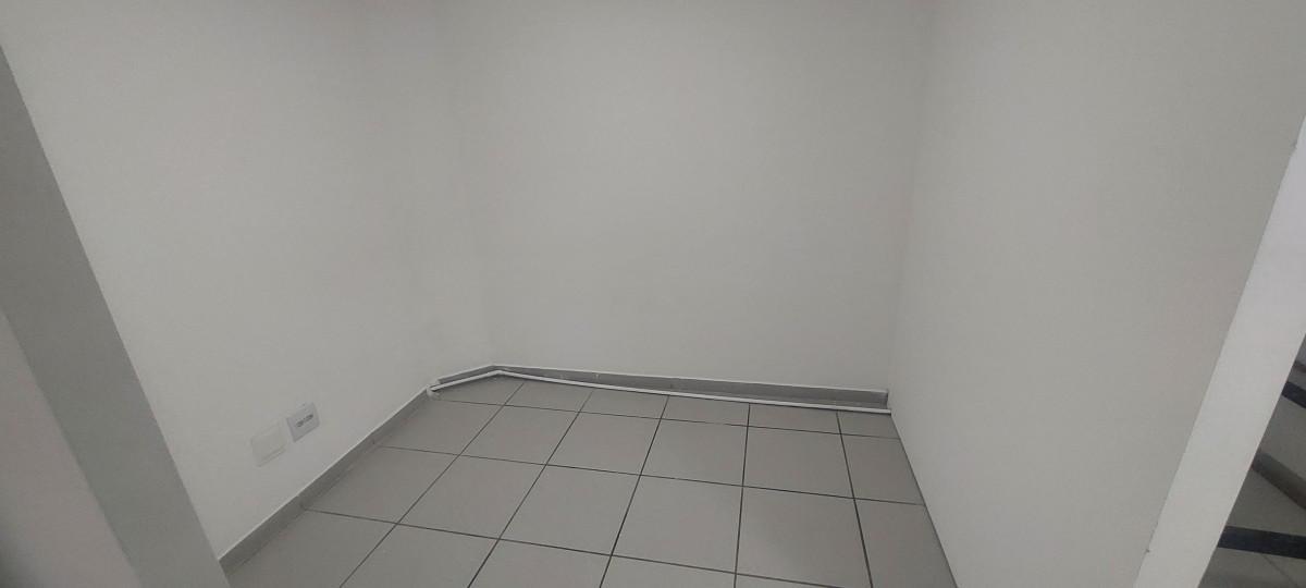 Andar, Savassi, 0 Quarto, 1 Vaga