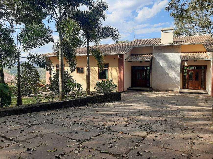 Casa, São Sebastião das Águas Claras, 4 Quartos, 10 Vagas, 4 Suítes