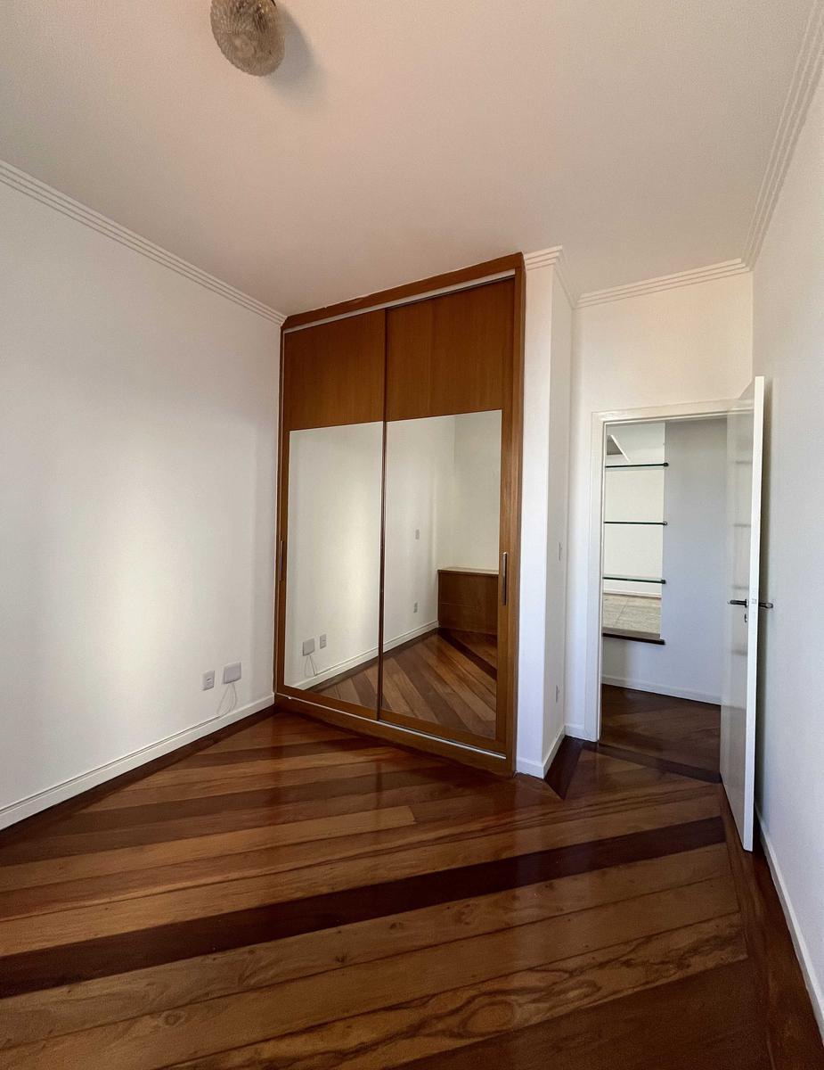 Cobertura, Ramos, 5 Quartos, 2 Vagas, 2 Suítes