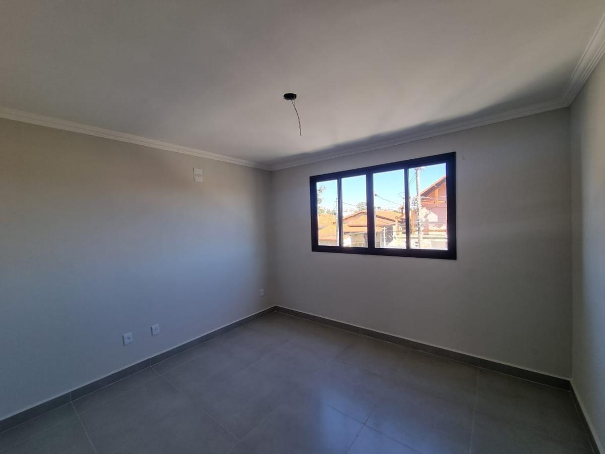 Casa, Itapoã, 3 Quartos, 2 Vagas, 1 Suíte