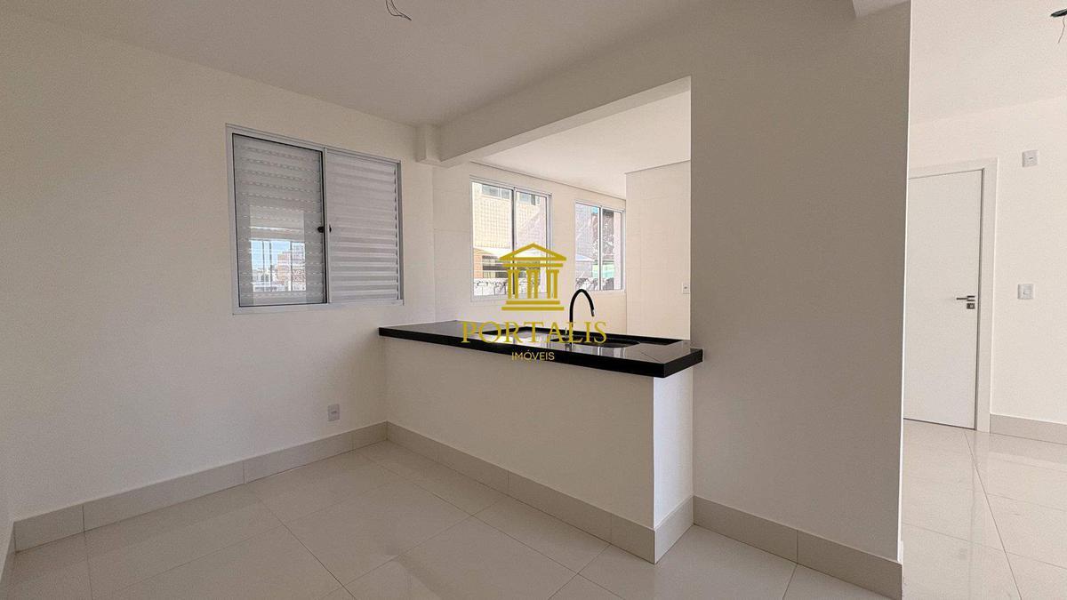 Apartamento, Vila Paris, 2 Quartos, 2 Vagas, 1 Suíte