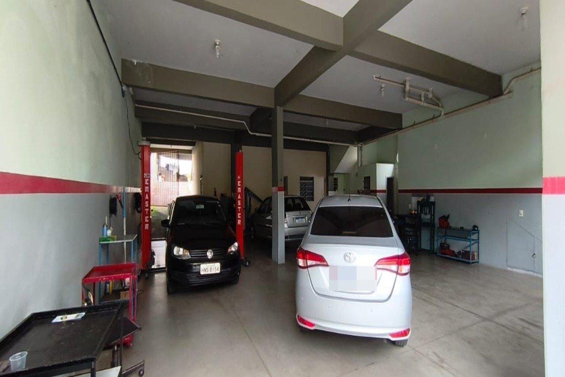 Casa, Ouro Minas, 2 Quartos, 8 Vagas