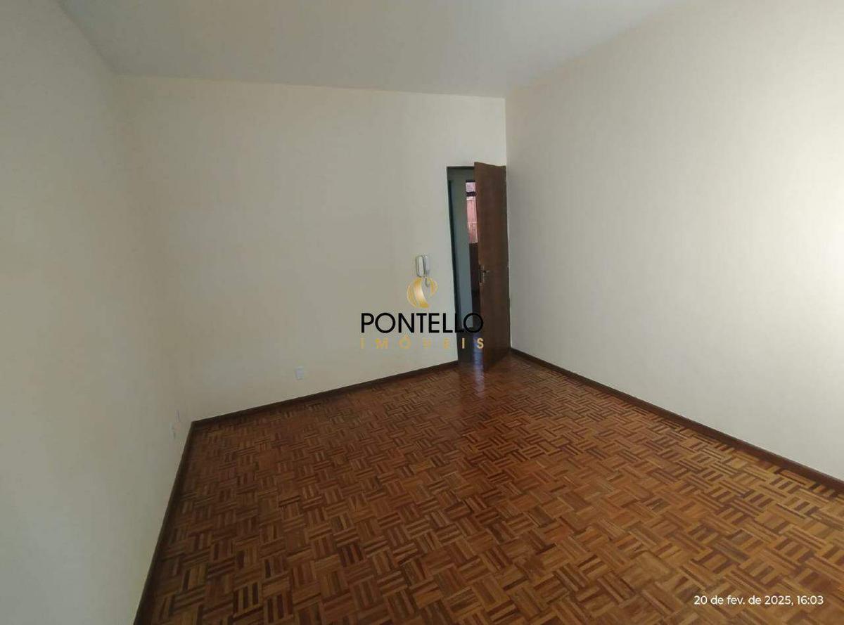 Apartamento, Santa Rita de Cássia, 2 Quartos, 1 Vaga