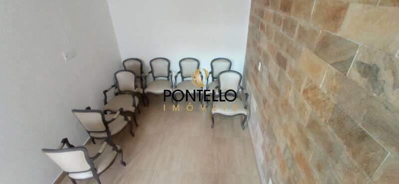 Casa, Colégio Batista, 2 Quartos, 2 Vagas, 1 Suíte