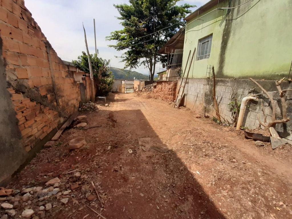 Casa, Santo Antônio (roça Grande), 2 Quartos, 0 Vaga