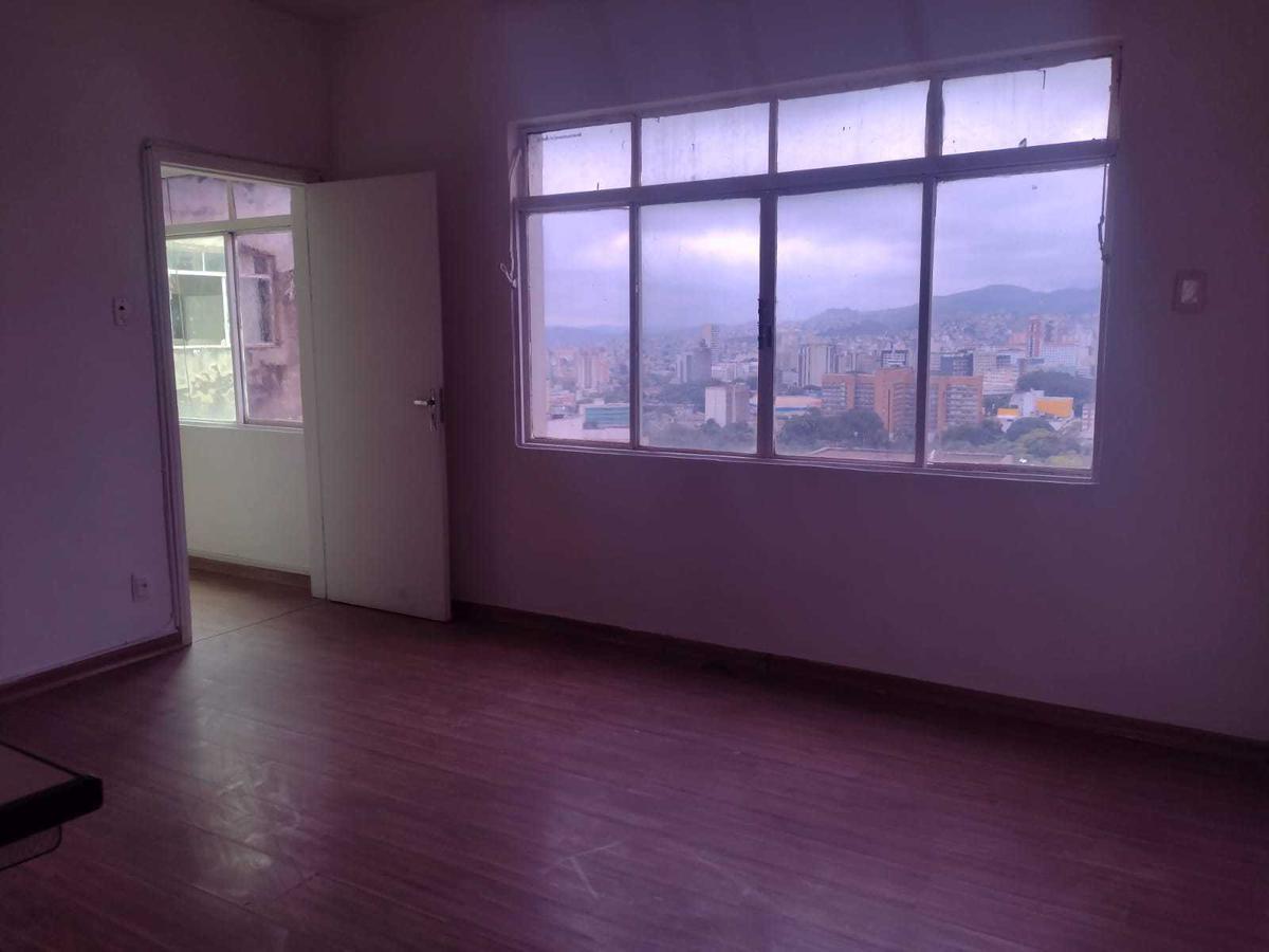 Sala, Centro, 0 Quarto, 0 Vaga