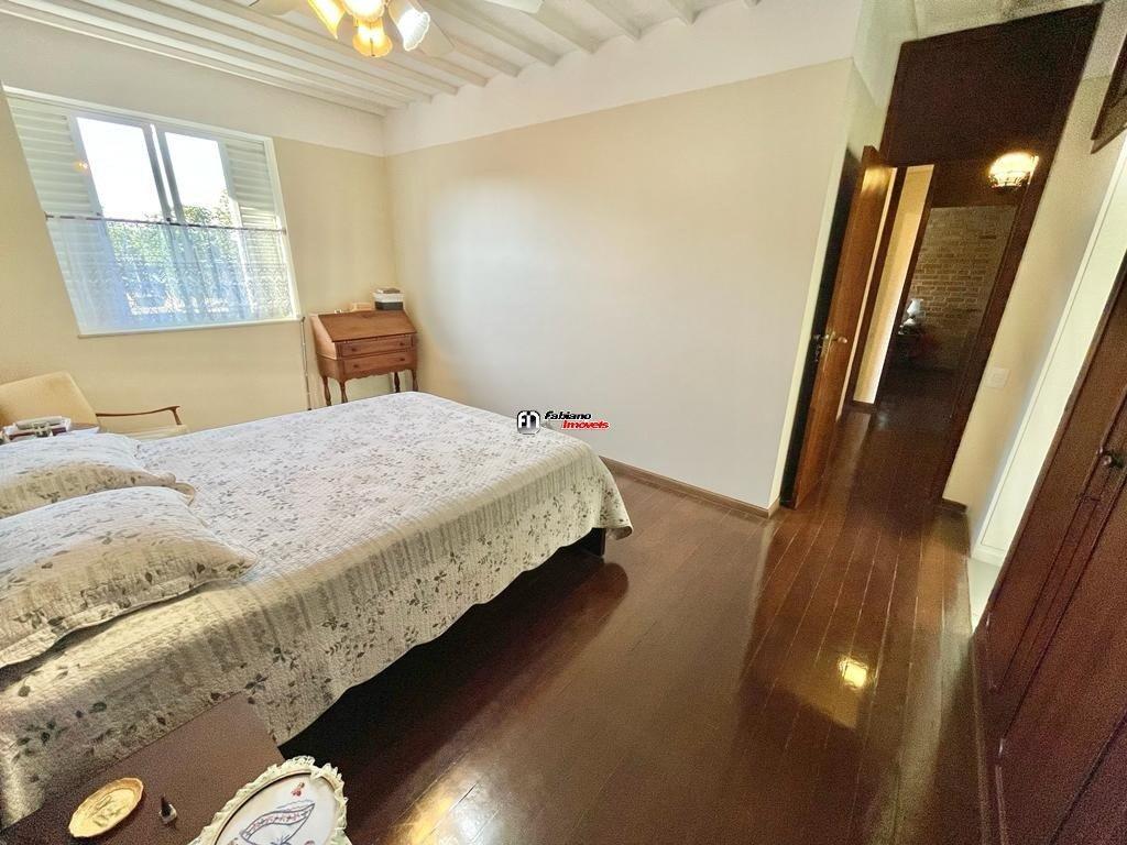Casa, Itapoã, 4 Quartos, 6 Vagas, 1 Suíte