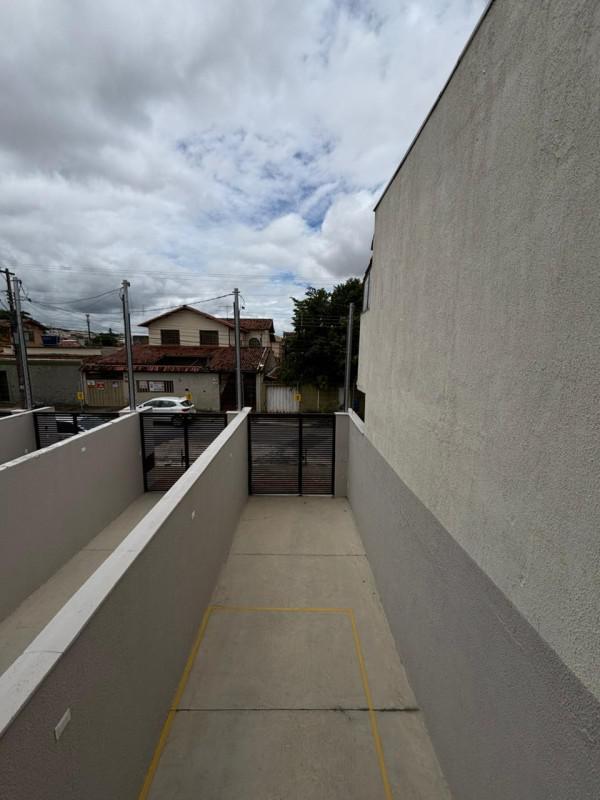 Casa, Santa Mônica, 2 Quartos, 2 Vagas, 2 Suítes