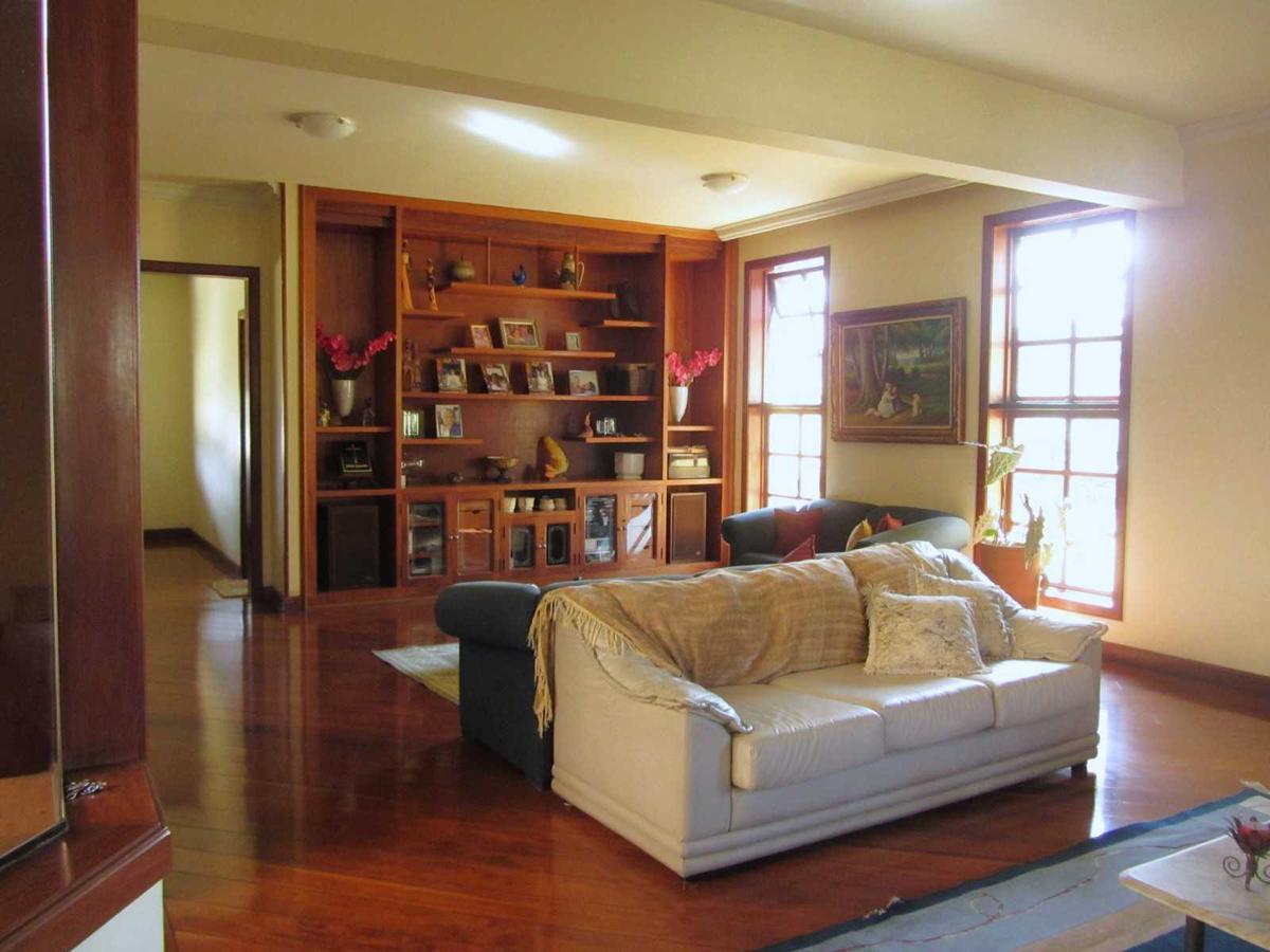 Casa, Alto Caiçaras, 3 Quartos, 3 Vagas, 1 Suíte