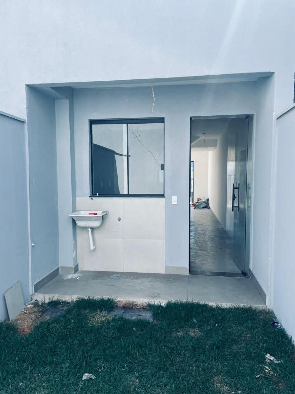 Casa, Piratininga (venda Nova), 2 Quartos, 1 Vaga, 2 Suítes