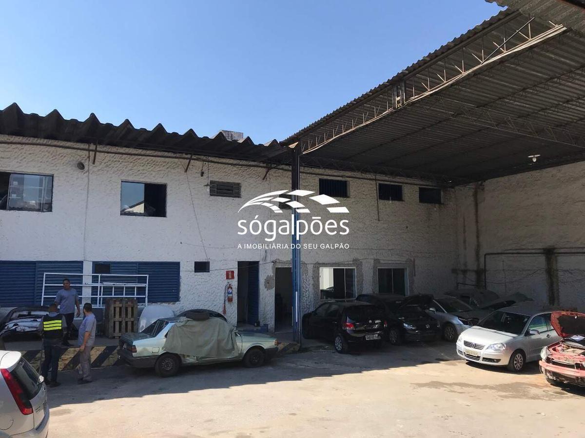 Galpão, Carlos Prates