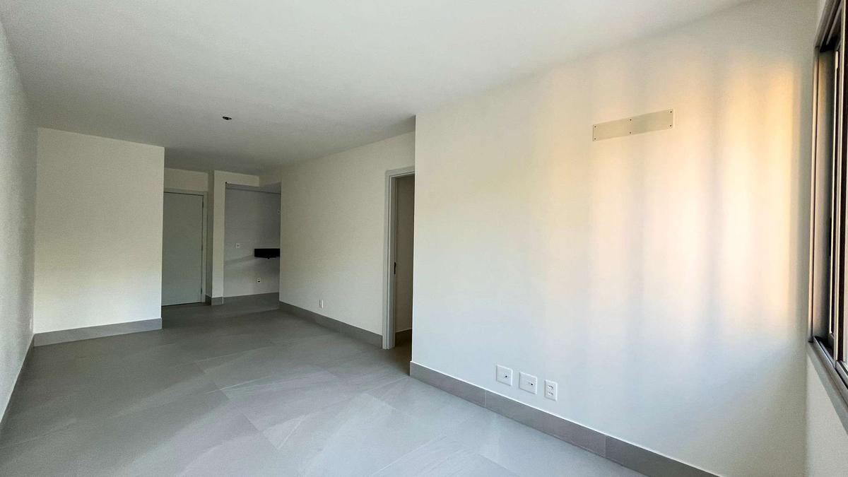 Apartamento, Sagrada Família, 3 Quartos, 2 Vagas, 1 Suíte