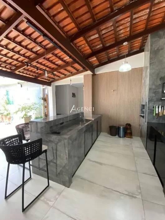 Casa, Inconfidentes, 4 Quartos, 0 Vaga, 1 Suíte