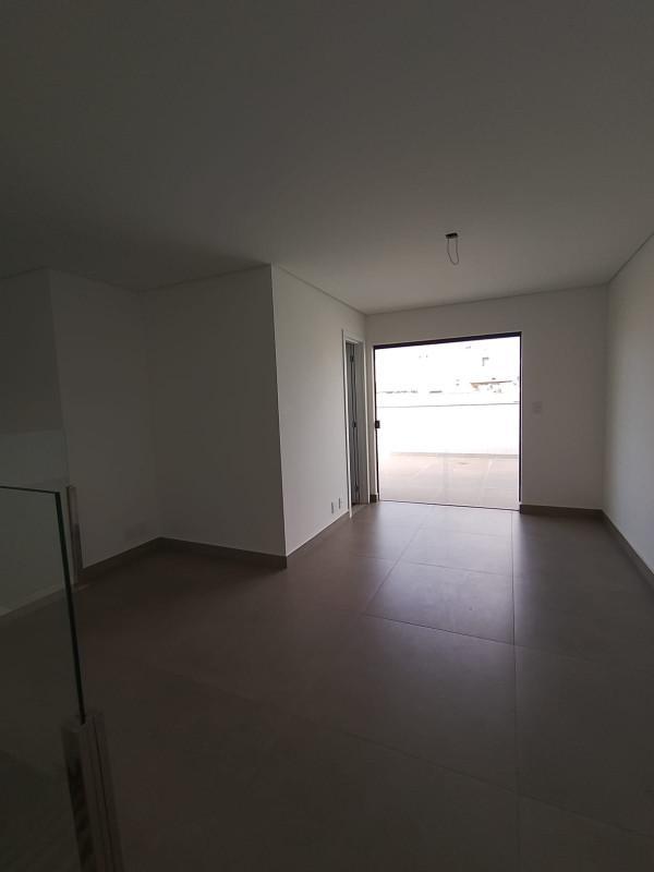 Cobertura, Prado, 2 Quartos, 2 Vagas, 1 Suíte