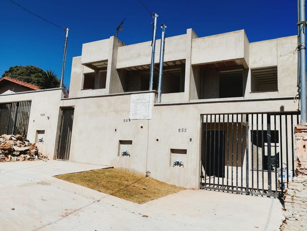 Casa, Itapoã, 3 Quartos, 2 Vagas, 1 Suíte