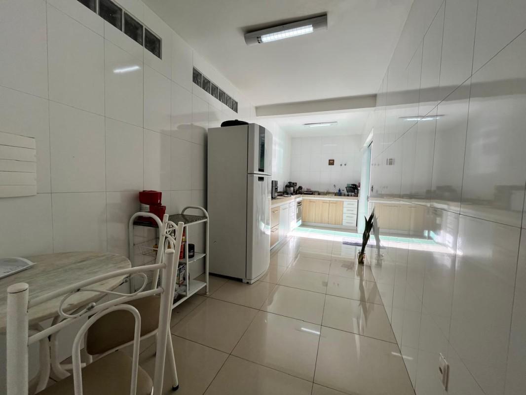 Casa, Tirol, 3 Quartos, 3 Vagas, 1 Suíte