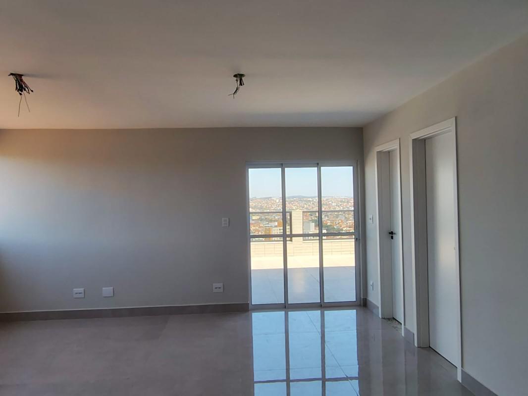 Cobertura, Manacás, 4 Quartos, 3 Vagas, 1 Suíte