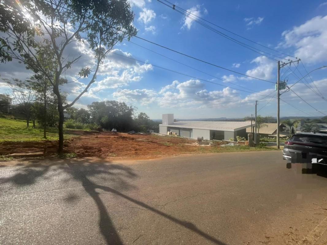 Lote, Centro, 0 Quarto, 0 Vaga