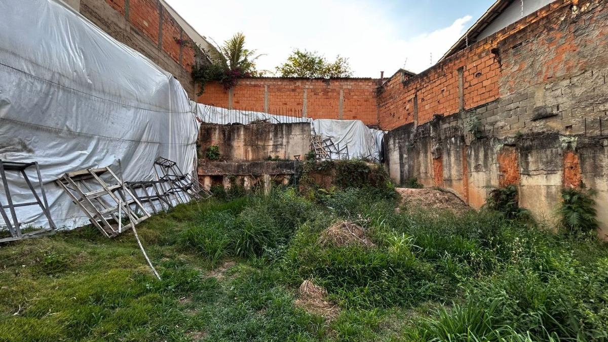Lote, Castelo, 0 Quarto, 0 Vaga