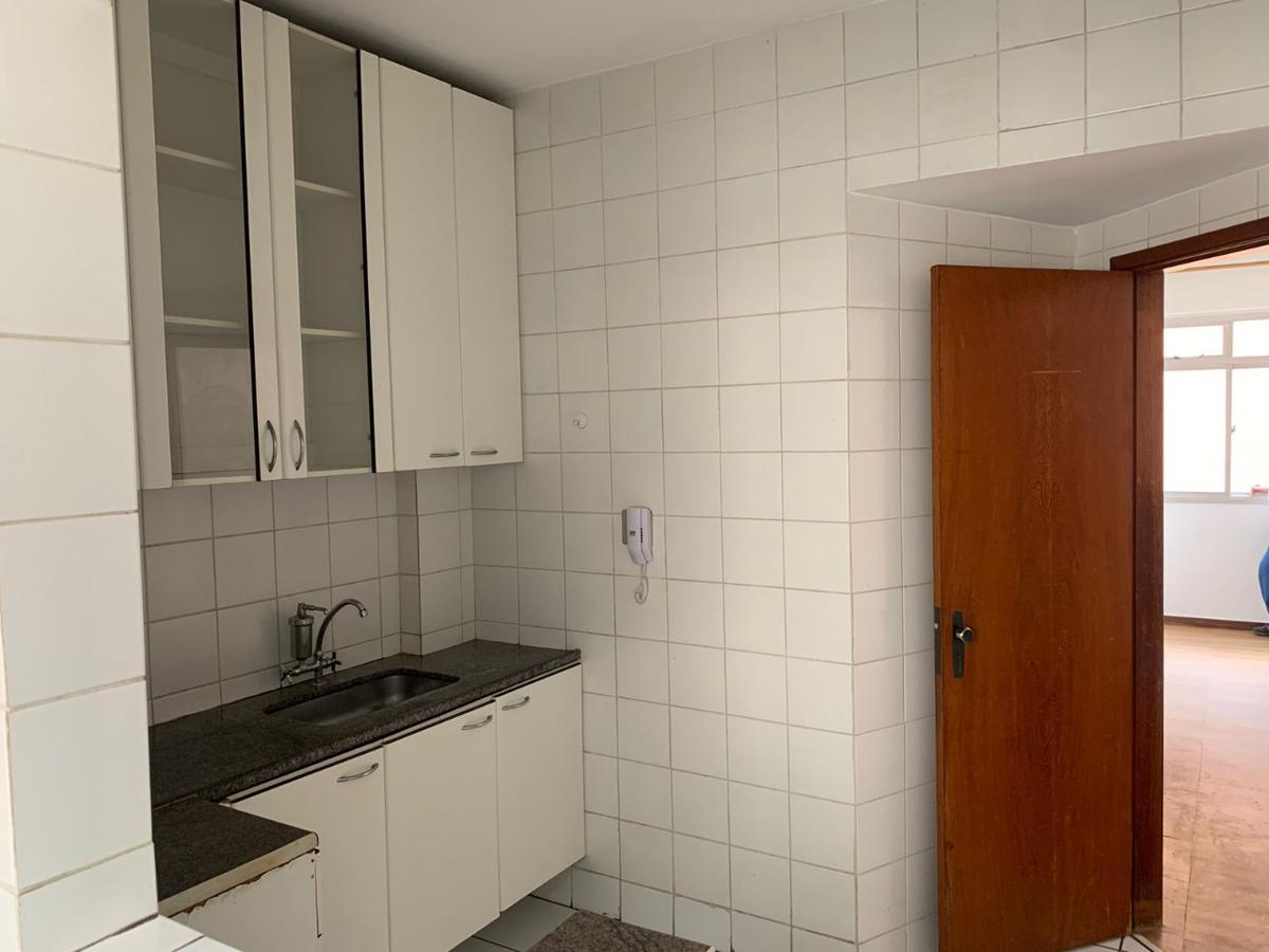 Apartamento, Estoril, 3 Quartos, 1 Vaga, 1 Suíte