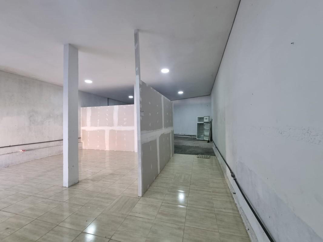 Andar, Flamengo, 0 Quarto, 0 Vaga