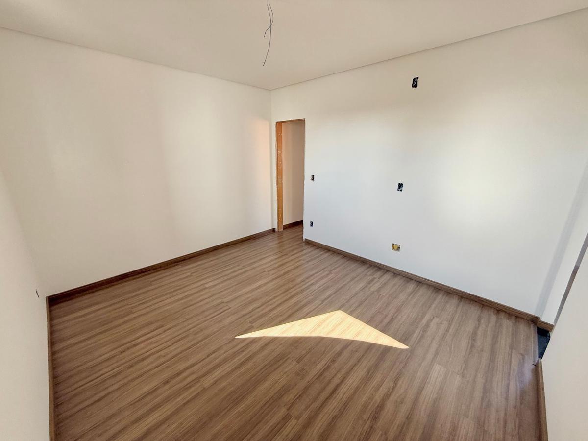Casa, Paquetá, 3 Quartos, 2 Vagas, 3 Suítes