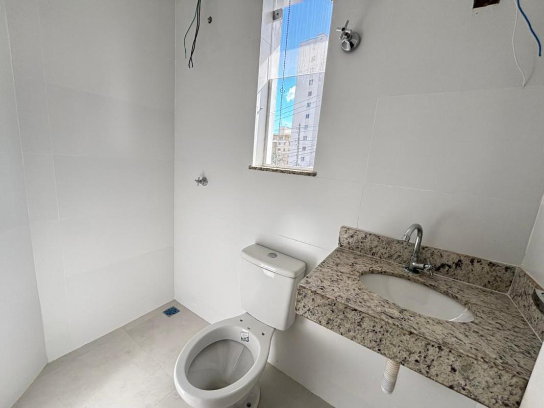 Casa, Planalto, 3 Quartos, 1 Vaga, 2 Suítes