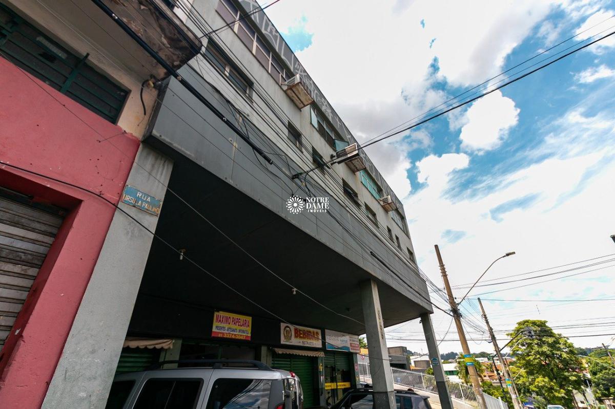 Galpão, Cinquentenário, 0 Quarto, 12 Vagas