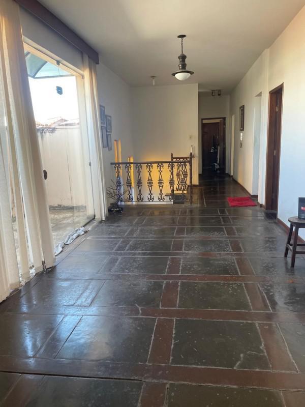 Casa, Caiçaras, 5 Quartos, 4 Vagas, 2 Suítes