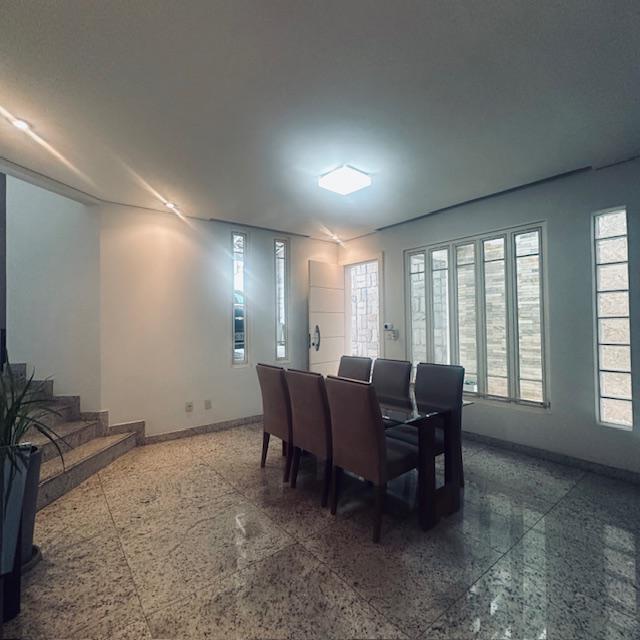 Casa, Paquetá, 3 Quartos, 2 Vagas, 1 Suíte