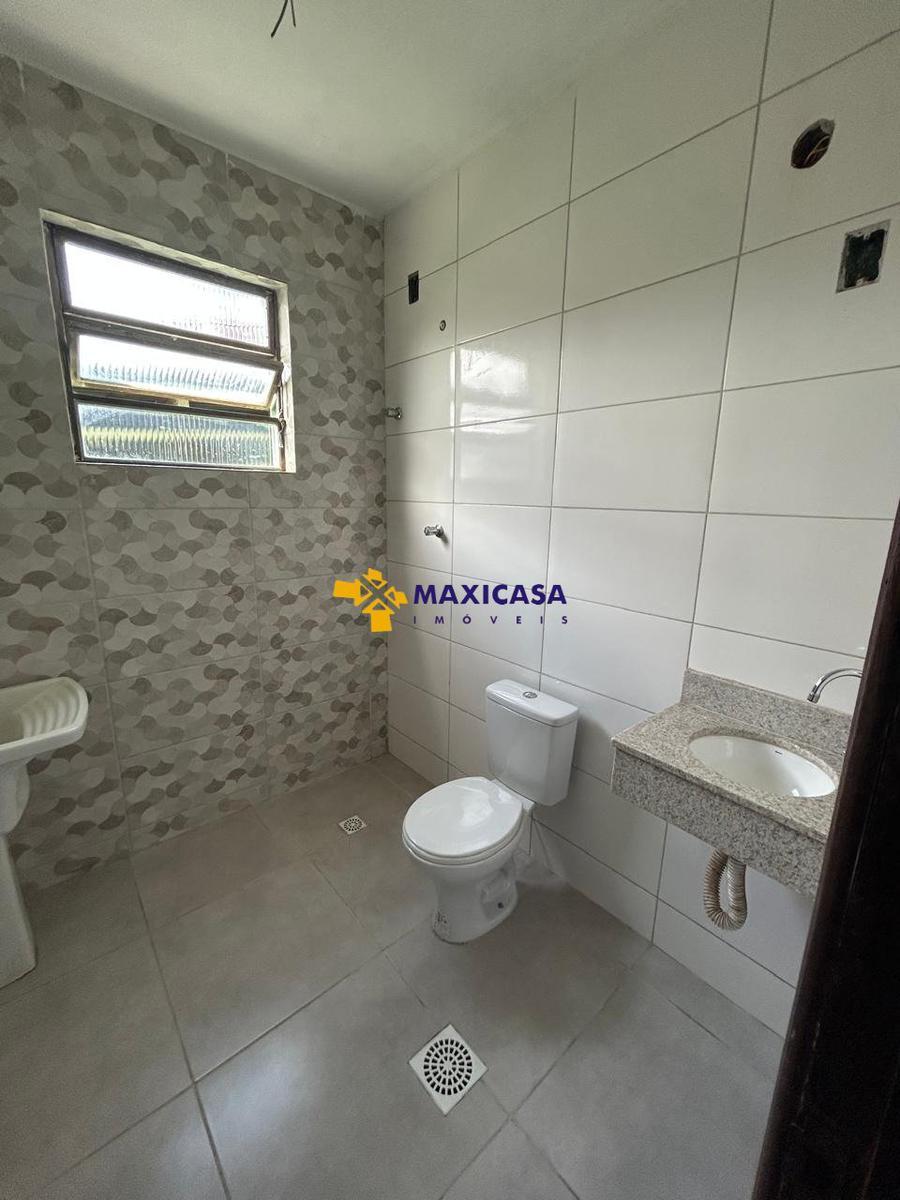 Casa, Santa Terezinha, 3 Quartos, 2 Vagas