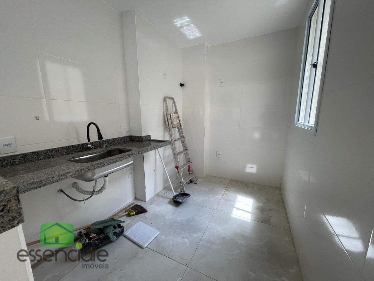 Apartamento, Europa, 2 Quartos, 1 Vaga, 1 Suíte