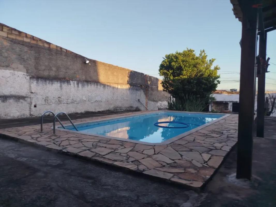 Casa, Parque Xangri-lá, 4 Quartos, 8 Vagas, 1 Suíte