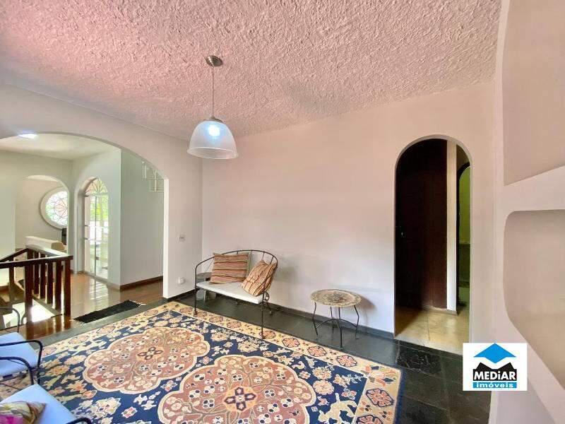 Casa, Sion, 4 Quartos, 6 Vagas, 1 Suíte