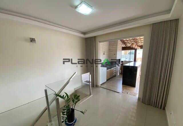Cobertura, Jardim Riacho das Pedras, 4 Quartos, 3 Vagas, 2 Suítes