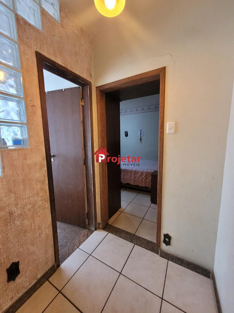 Casa, Sagrada Família, 5 Quartos, 2 Vagas, 3 Suítes