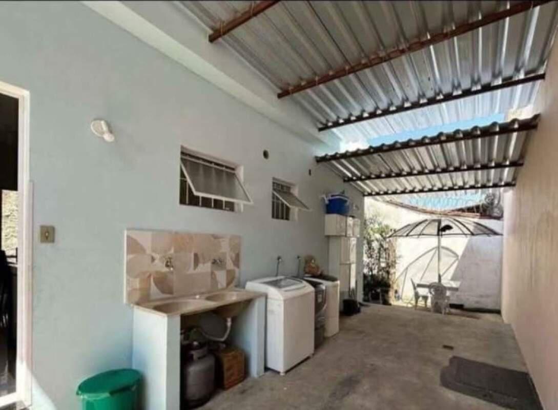 Casa, Campo Alegre, 3 Quartos, 4 Vagas, 1 Suíte