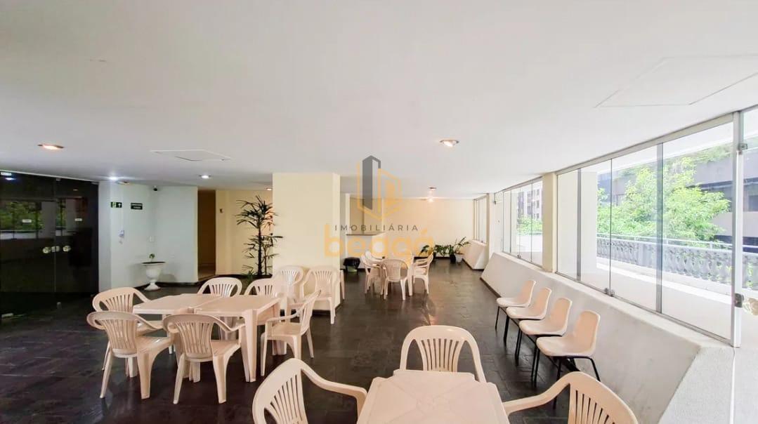 Apartamento, Centro, 2 Quartos, 0 Vaga