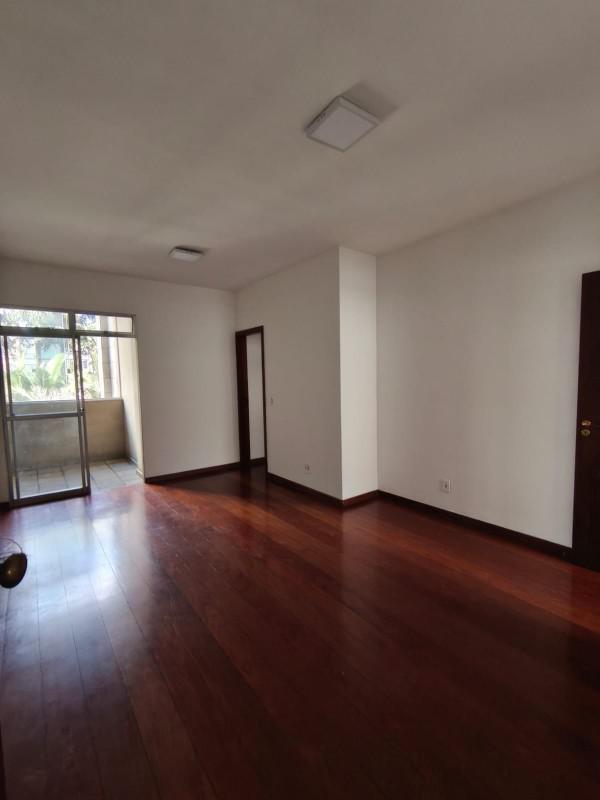 Apartamento, Coração de Jesus, 2 Quartos, 2 Vagas, 1 Suíte