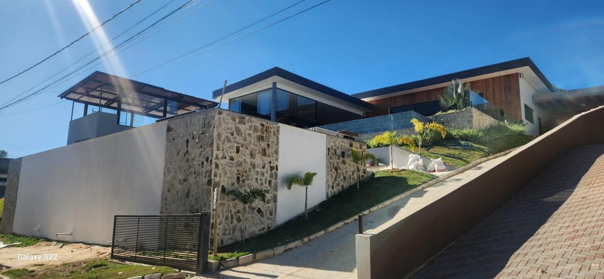 Casa, Serra dos Bandeirantes, 4 Quartos, 4 Vagas, 4 Suítes