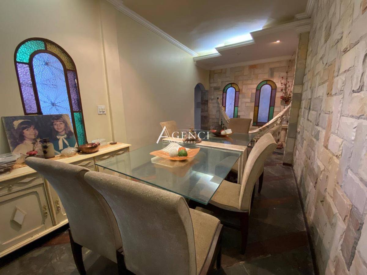Casa, Camargos, 3 Quartos, 0 Vaga, 1 Suíte