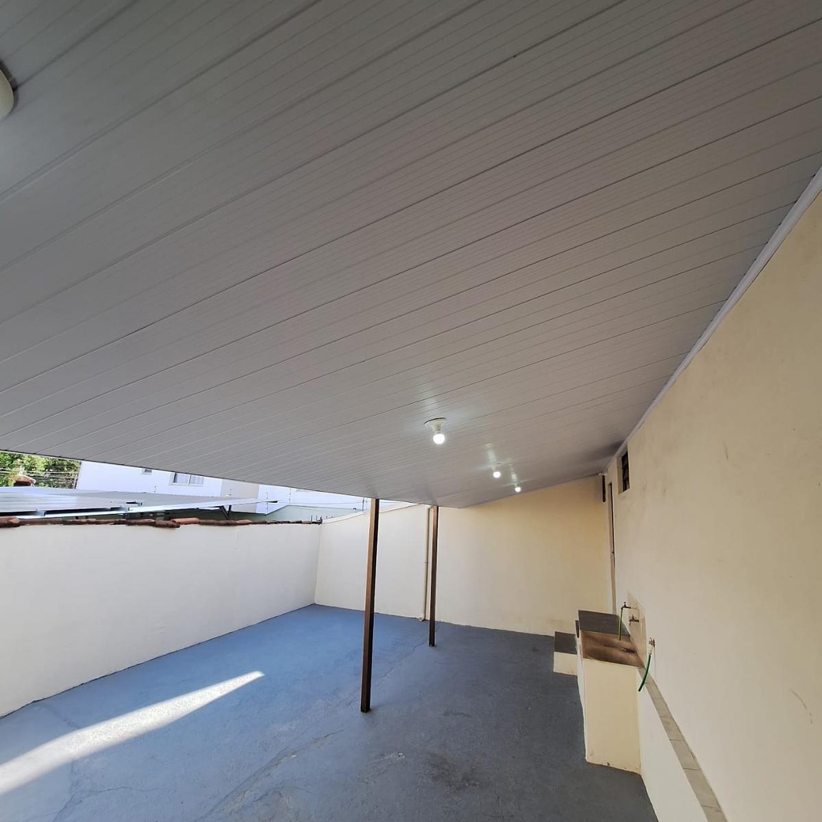 Casa Comercial, Planalto, 2 Quartos, 6 Vagas