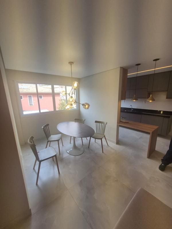 Apartamento, Sagrada Família, 3 Quartos, 2 Vagas, 1 Suíte