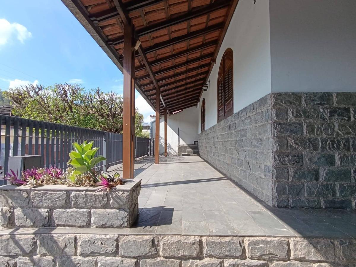 Casa, João XXIII, 5 Quartos, 3 Vagas, 1 Suíte