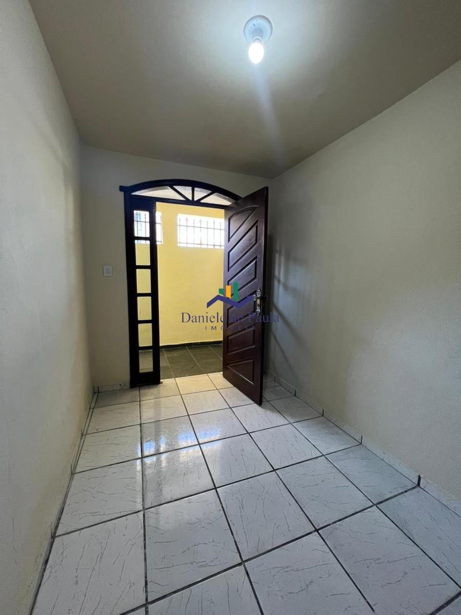Casa, Conjunto Habitacional Bueno Franco, 4 Quartos, 2 Vagas, 2 Suítes