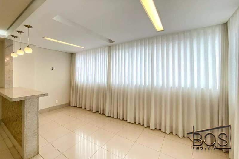 Apartamento, Sagrada Família, 4 Quartos, 2 Vagas, 1 Suíte