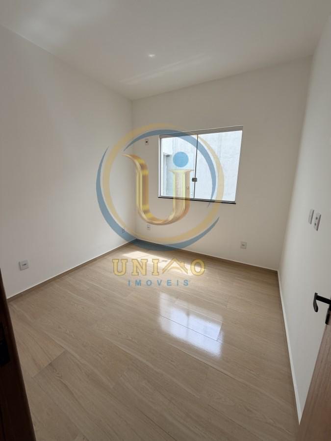 Casa, Centro, 3 Quartos, 2 Vagas, 1 Suíte