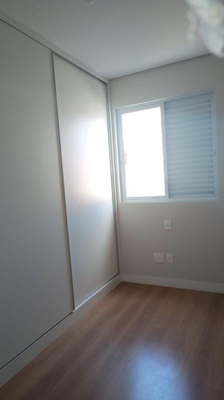 Apartamento, Sagrada Família, 3 Quartos, 2 Vagas, 1 Suíte