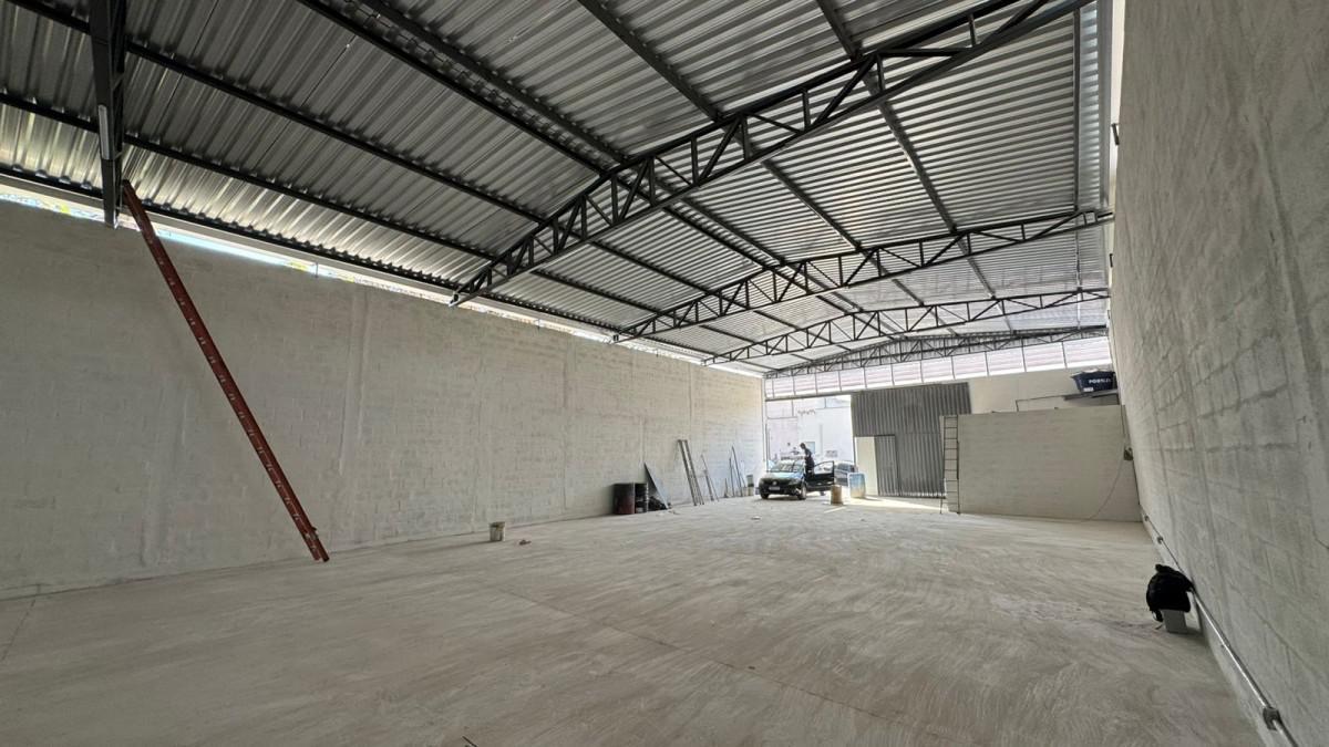 Galpão, Centro, 0 Quarto, 10 Vagas