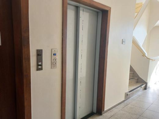 Sala, Centro